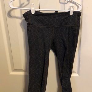 Gap fit leggings cropped